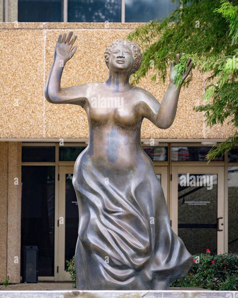 Mahalia Jackson Statue by Elizabeth Catlett.