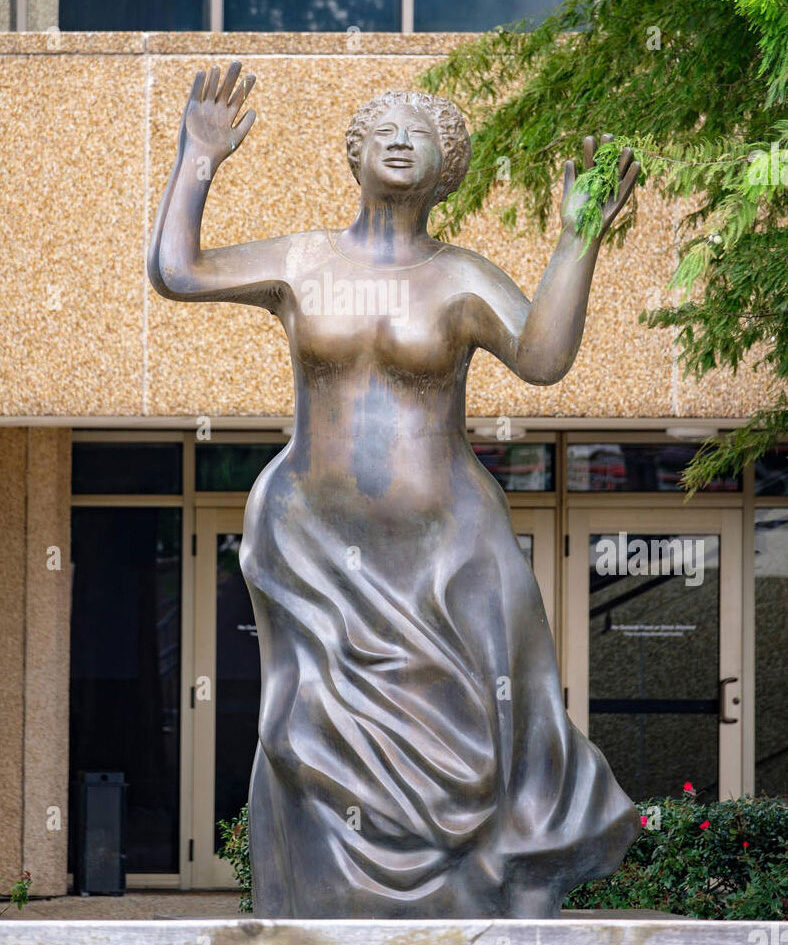 Mahalia Jackson Statue by Elizabeth Catlett.